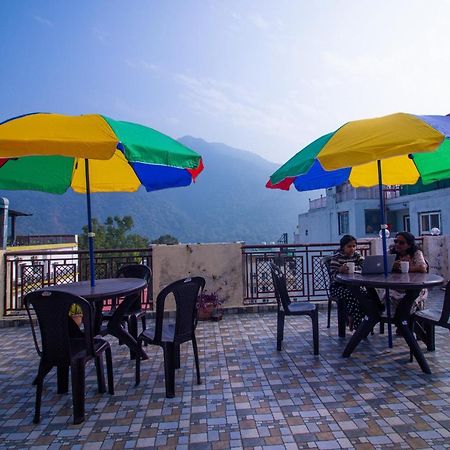Triple One hostel&hotel Rishīkesh Exterior foto